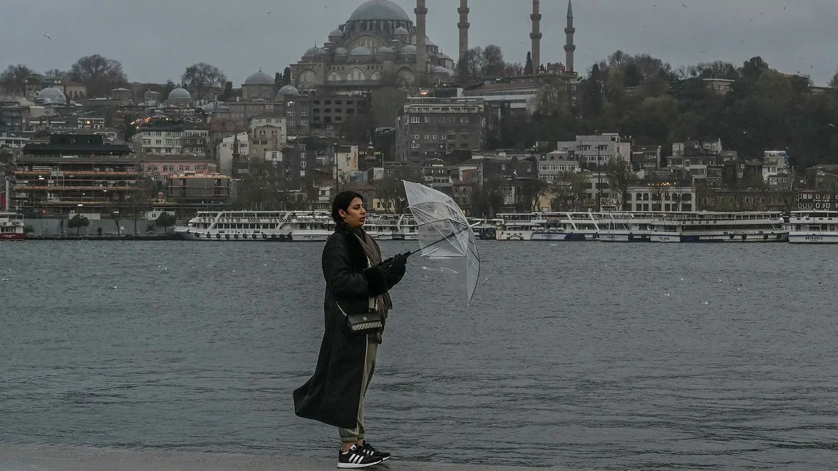 SON DAKİKA… Meteoroloji’den yeni hava durumu raporu! 6 şehir için sarı ve turuncu kodlu uyarı: Sıcaklıklar sıfırın altına düşecek!